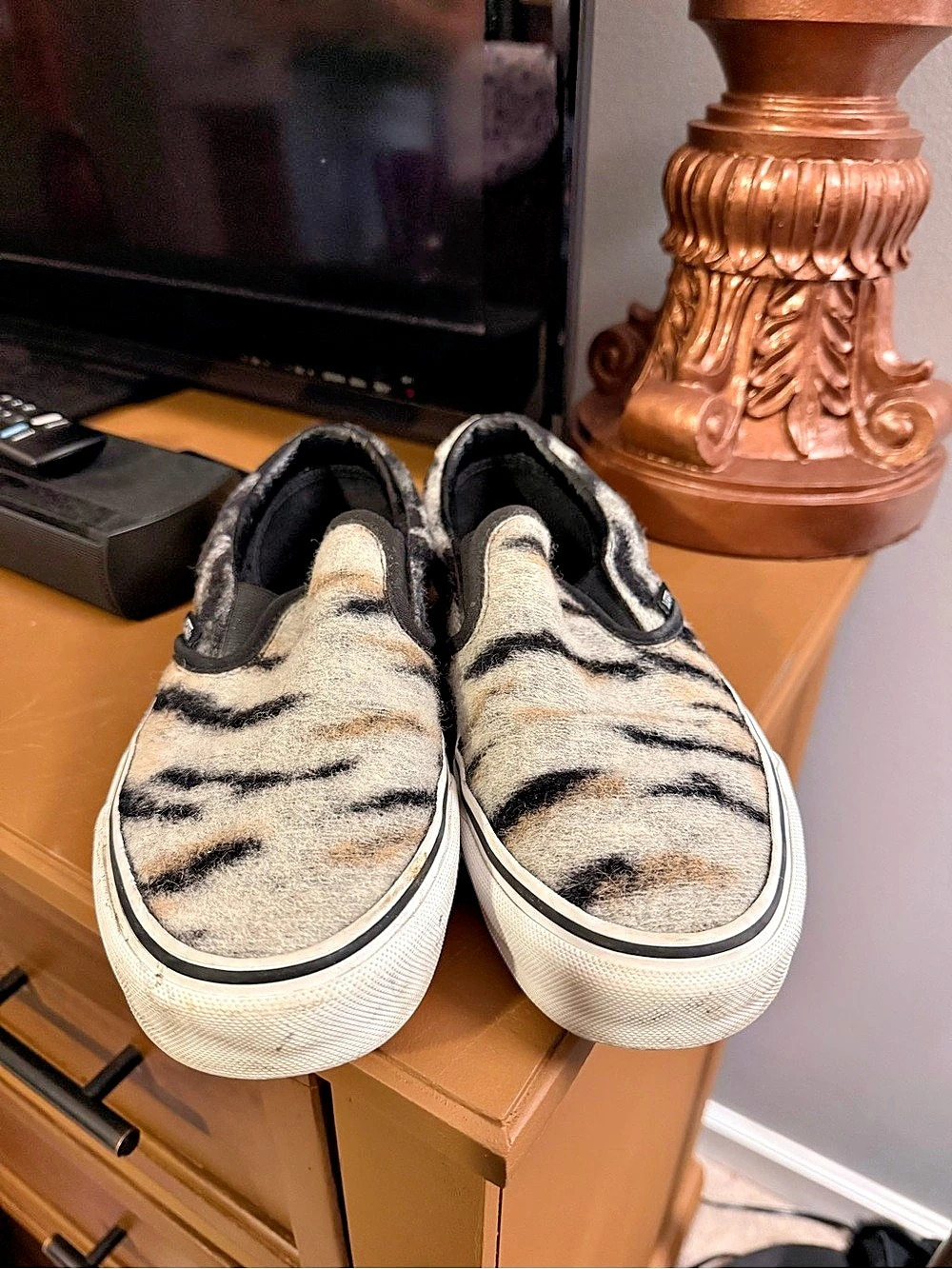 Vans Animal Print Slip-On Sneakers US 8.5
